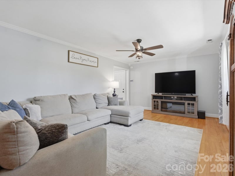 7836 Van Wyck Rd, Lancaster, SC 29720