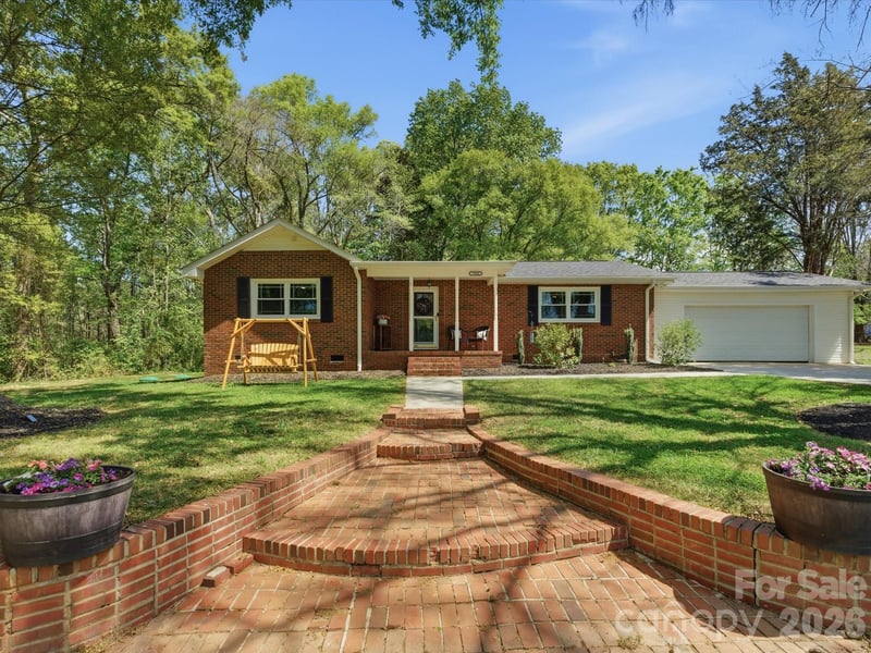 7836 Van Wyck Rd, Lancaster, SC 29720