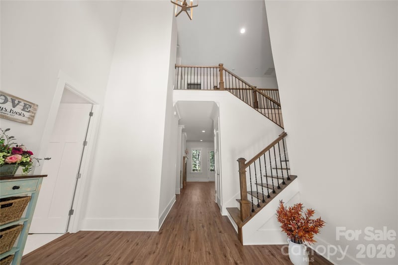 227 Northview Dr, Hendersonville, NC 28791