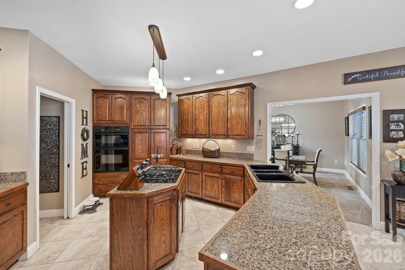 21 School House Rd, Pisgah Forest, NC 28768