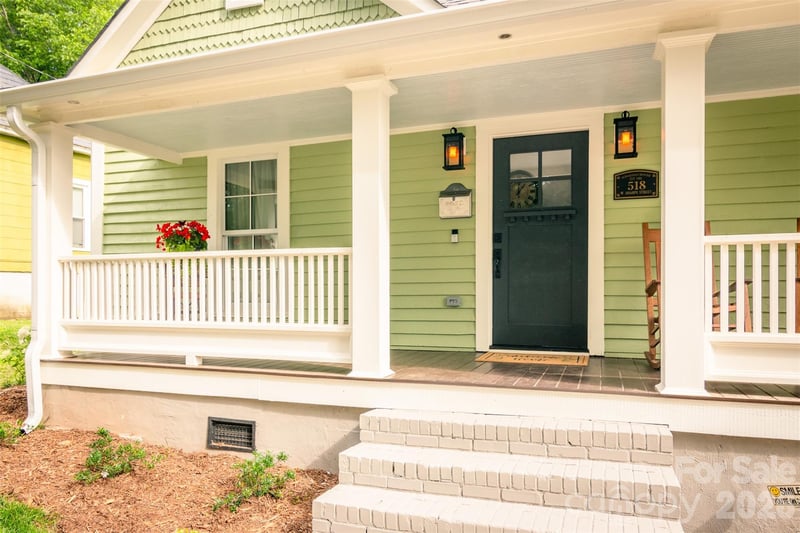 518 Sharpe St, Statesville, NC 28677