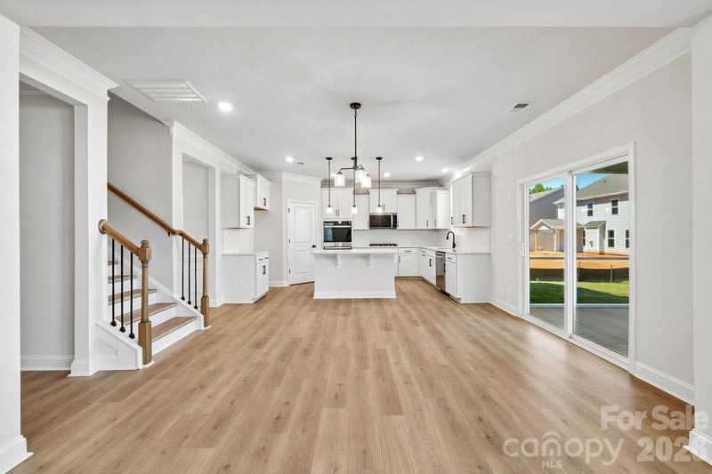 7147 Sylvan Retreat Dr, Denver, NC 28037