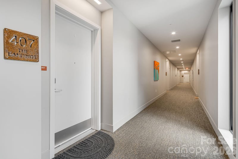 68 Craven St #407, Asheville, NC 28806