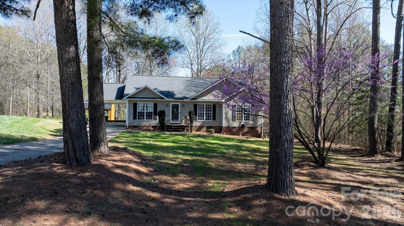 120 Wesley Ct, Crouse, NC 28033
