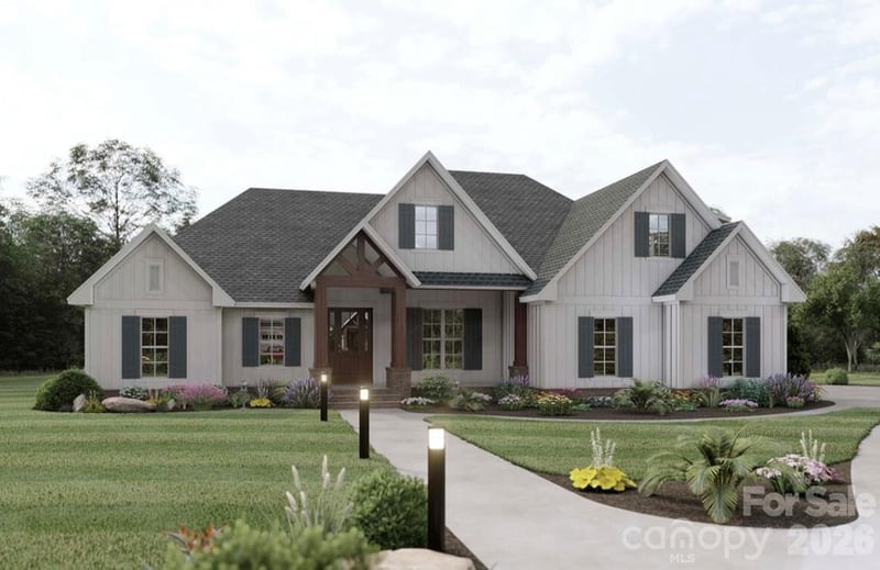 606 Stonecroft Ct, Lenoir, NC 28645