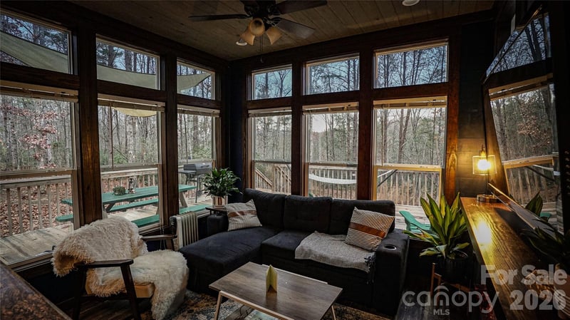 221 Summerfield Ln, Rutherfordton, NC 28139
