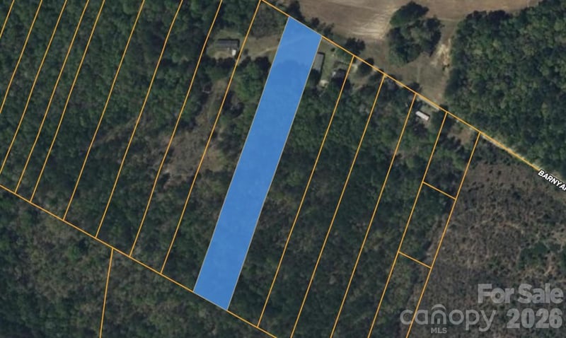 Barnyard Ln, Washington, NC 27889