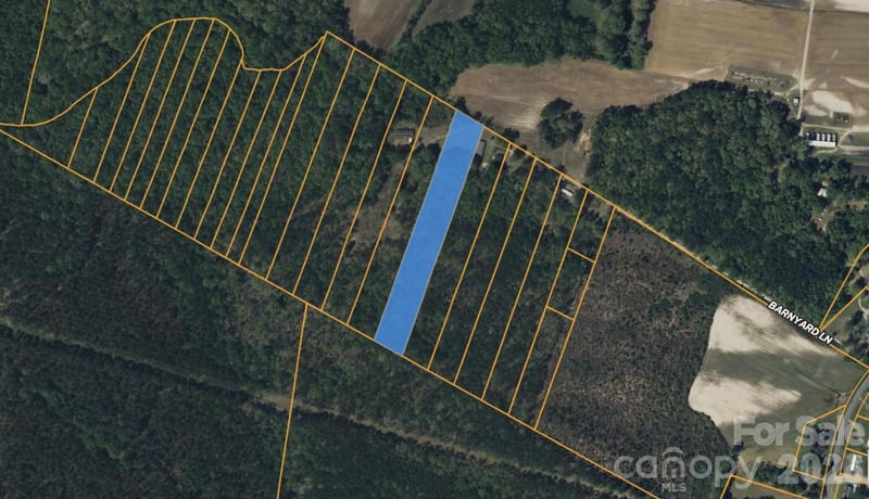 Barnyard Ln, Washington, NC 27889