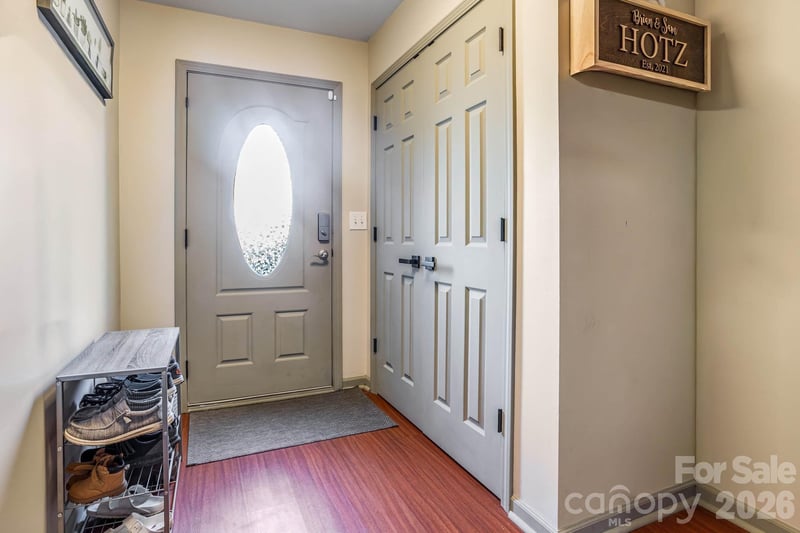 128 Rock Ridge Ln, Mount Holly, NC 28120