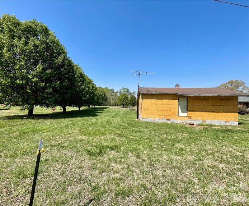 119 Z A Hunter Rd, Bessemer City, NC 28016