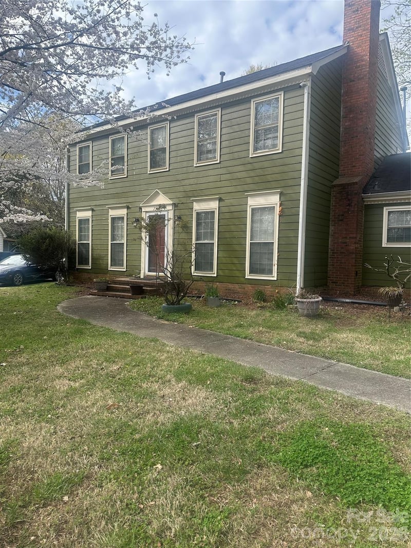 7309 Palmetto Ct, Charlotte, NC 28227
