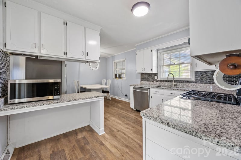 1009 Union Ter, Gastonia, NC 28056
