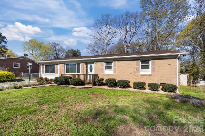1009 Union Ter, Gastonia, NC 28056