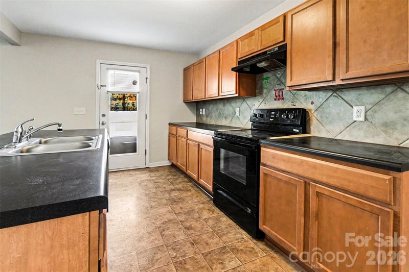 413 Homestead Ln, Albemarle, NC 28001
