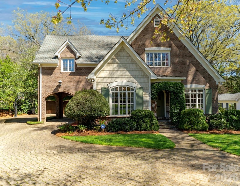 2837 Forest Dr, Charlotte, NC 28211