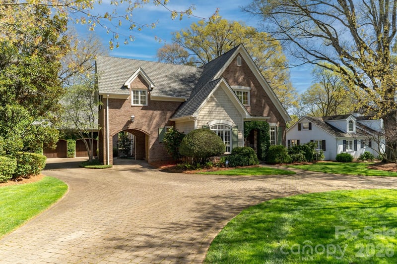 2837 Forest Dr, Charlotte, NC 28211