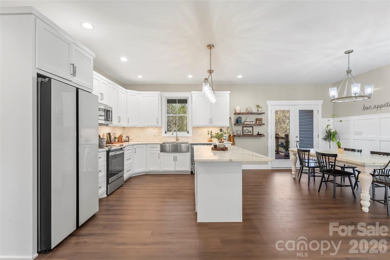 126 Doe Path Cir, Hudson, NC 28638