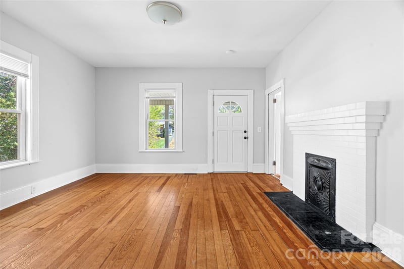 29 Allen St, Asheville, NC 28806