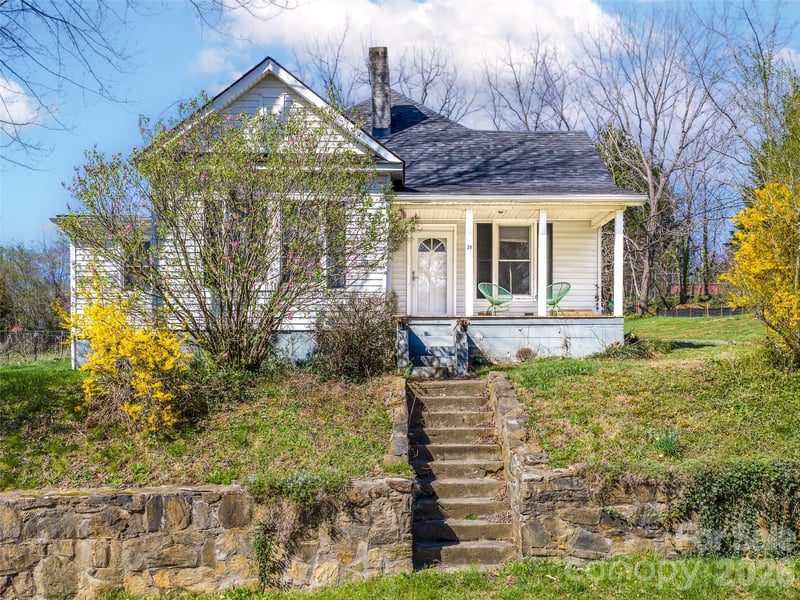 29 Allen St, Asheville, NC 28806
