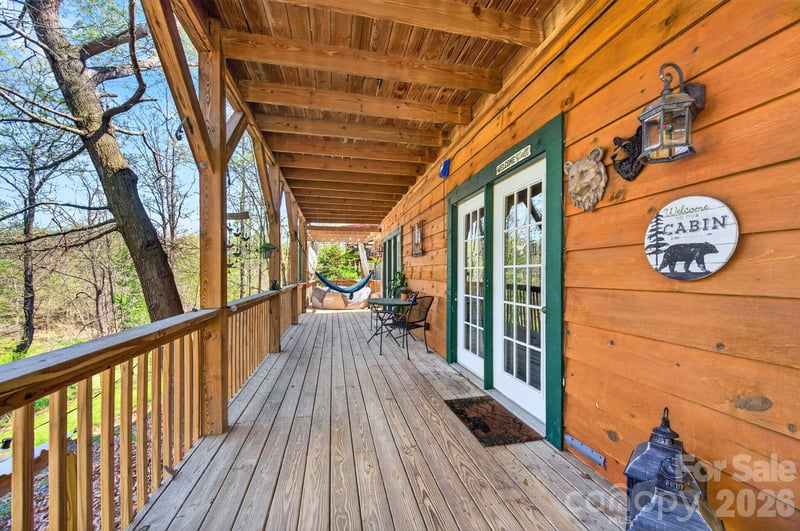 8 Blue Sky Dr, Leicester, NC 28748