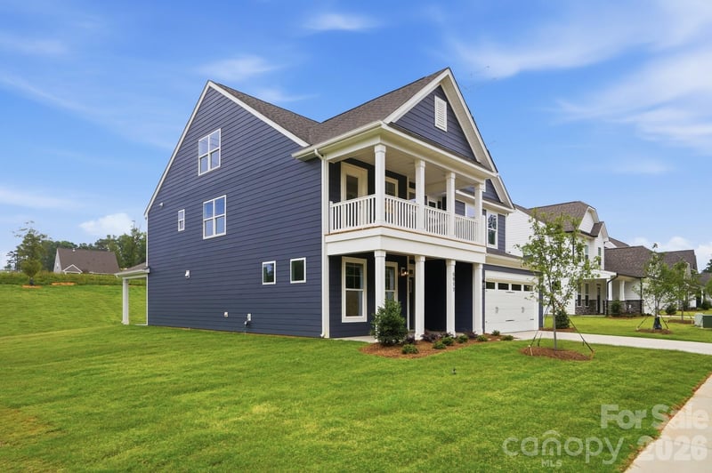 5917 New River Dr, Huntersville, NC 28078