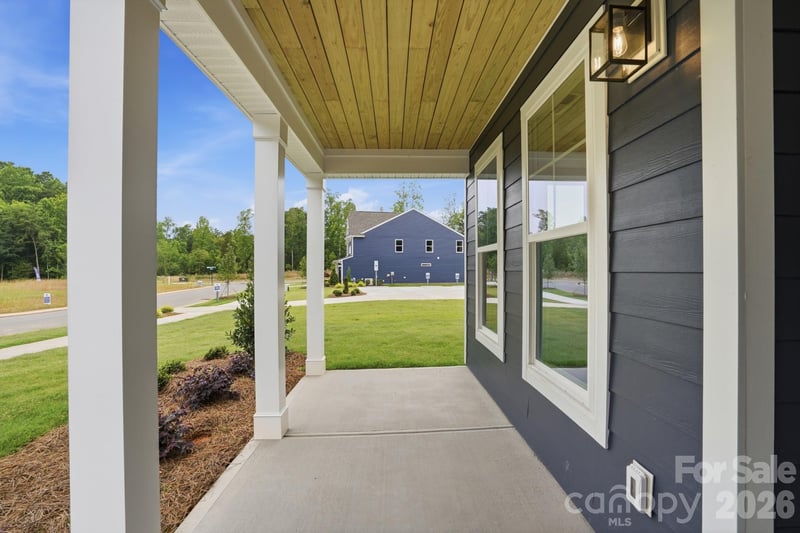 5917 New River Dr, Huntersville, NC 28078
