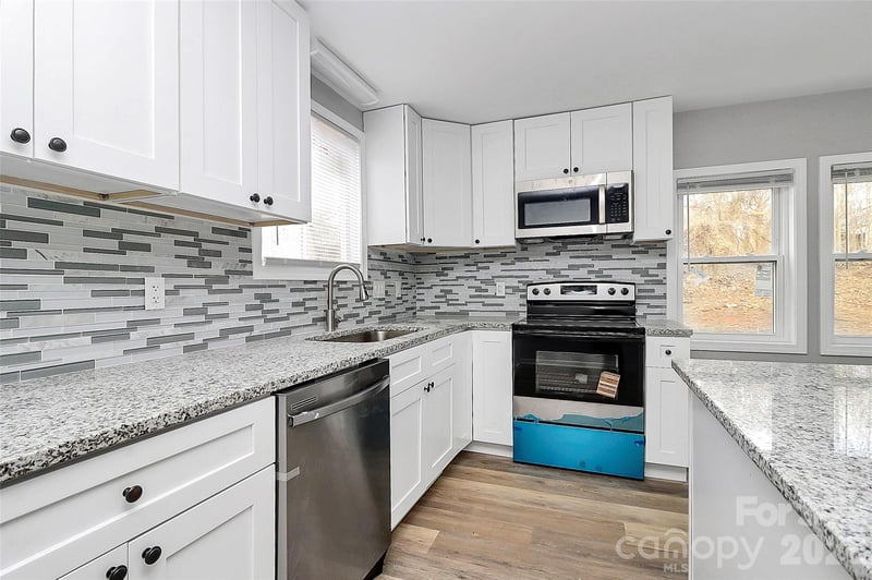 55 Dunn St, Belmont, NC 28012