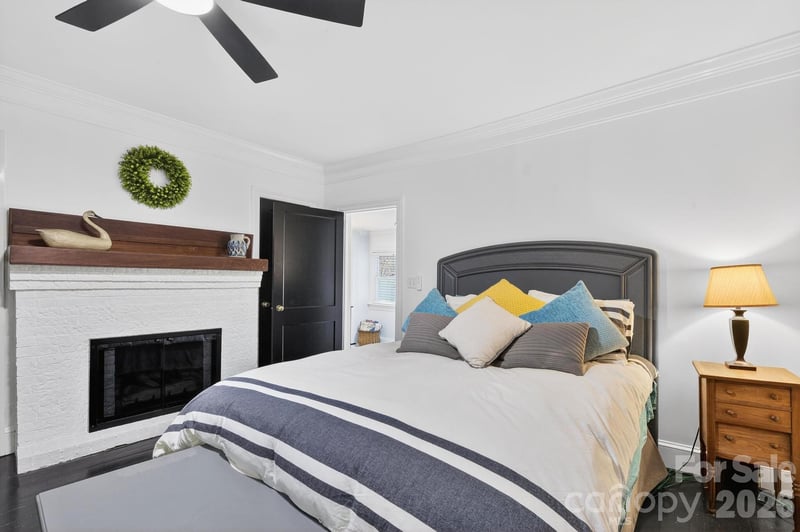 343 Hoyles Creek Rd, Dallas, NC 28034