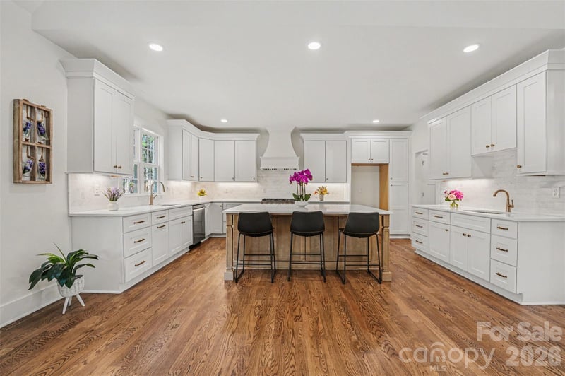 3215 James Plantation Dr, Denver, NC 28037