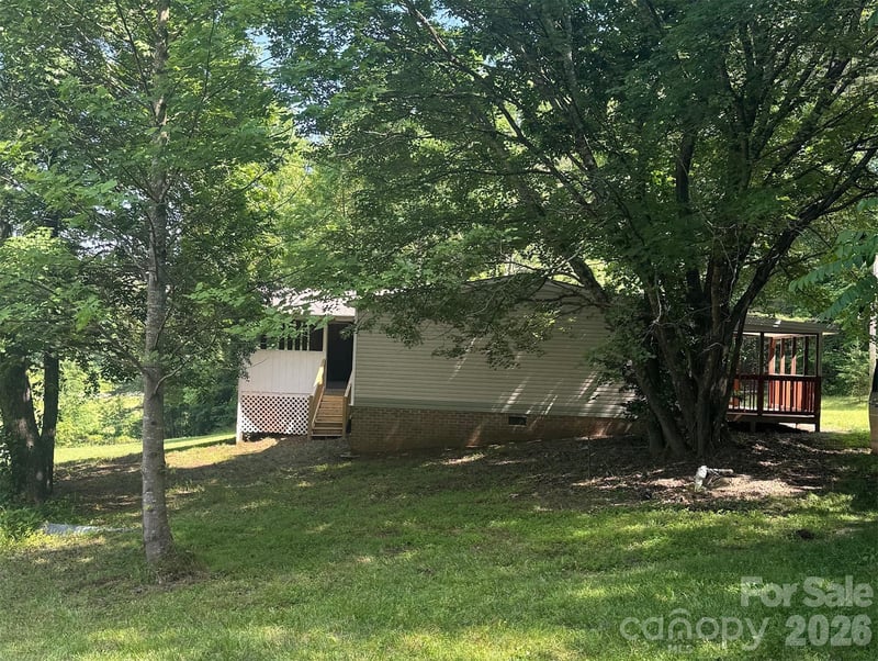 121 C & K Dr, Taylorsville, NC 28681