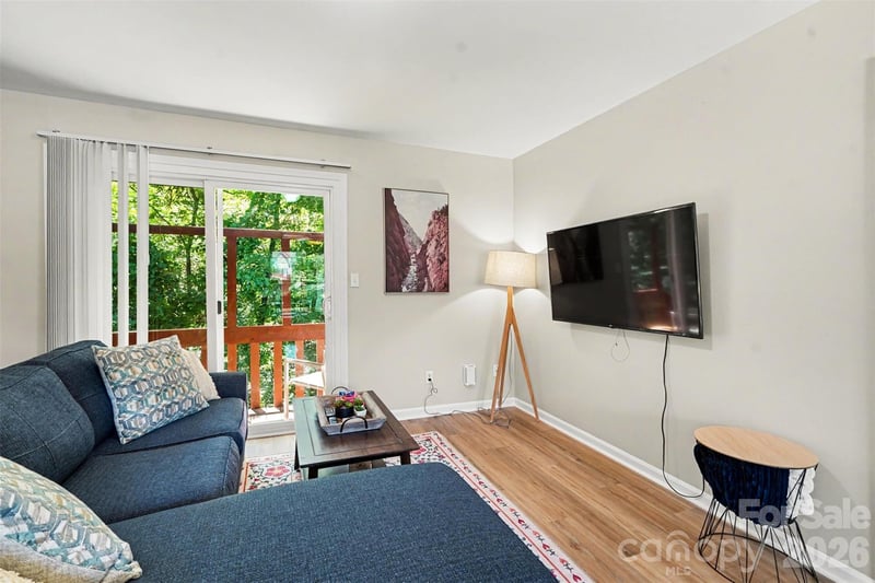 270272 Spring St, Concord, NC 28025