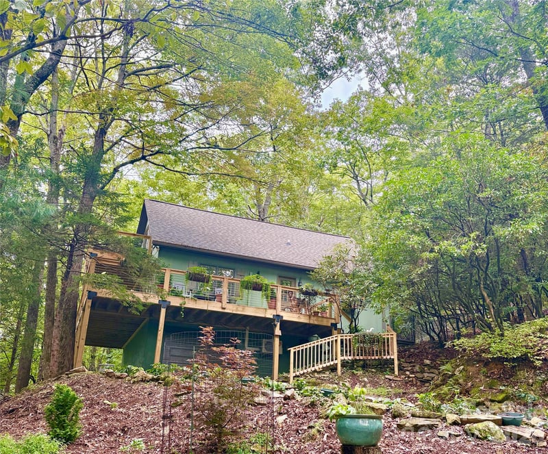 31 Elseetos Dr, Brevard, NC 28712