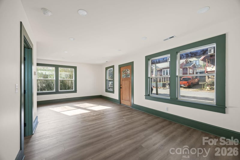 63 Elizabeth Pl, Asheville, NC 28801