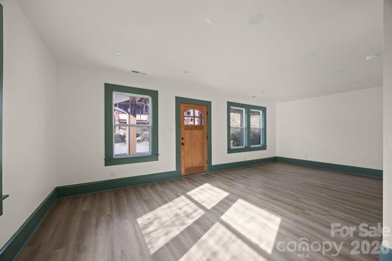 63 Elizabeth Pl, Asheville, NC 28801