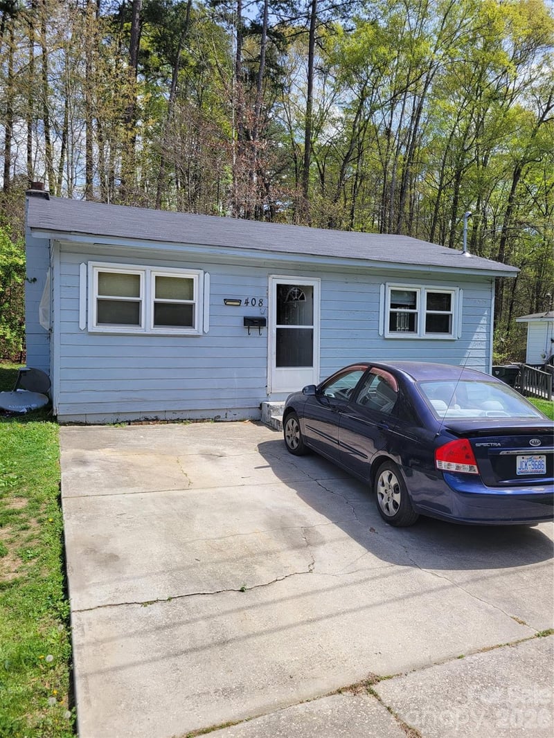 408 Starr St, Dallas, NC 28034