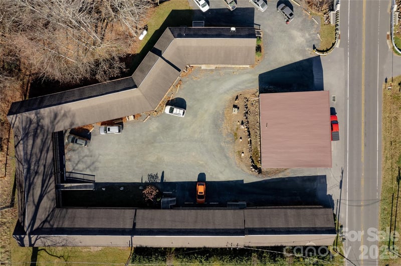 4188 State Hwy 80 S Hw, Burnsville, NC 28714