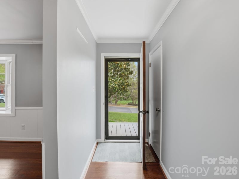 814 Twin Oaks Rd, Davidson, NC 28036