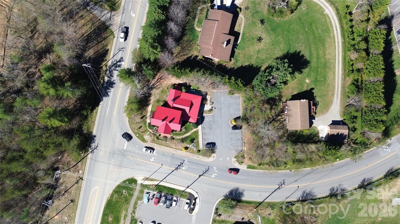 4 Northcrest Dr, Weaverville, NC 28787