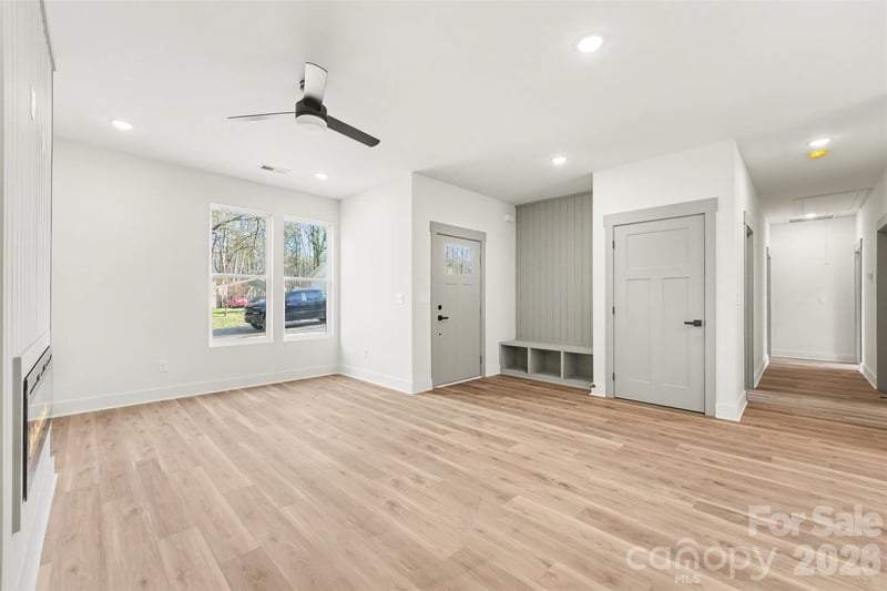427 Ballard St, Cherryville, NC 28021