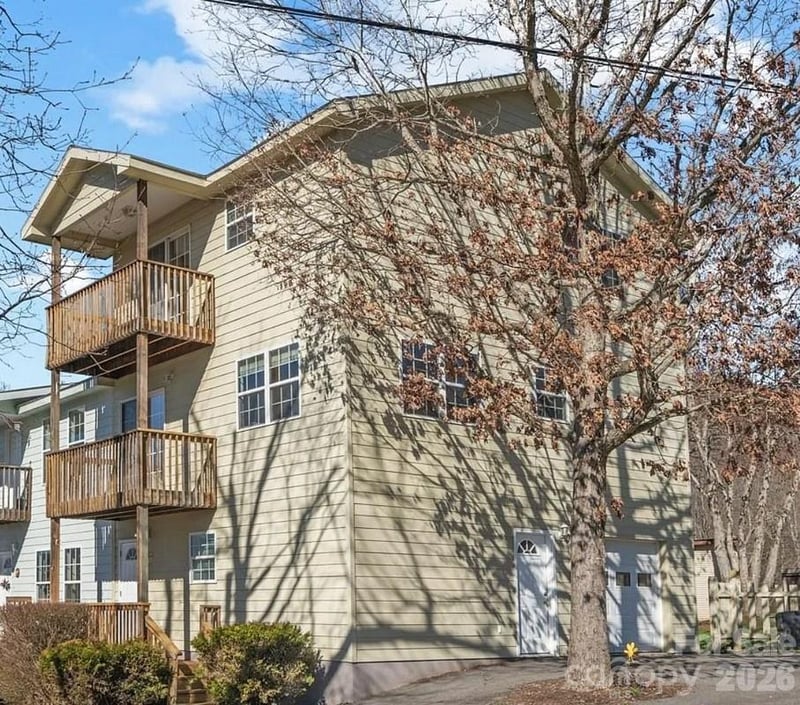 145 Lincoln Park Rd #J, Burnsville, NC 28714
