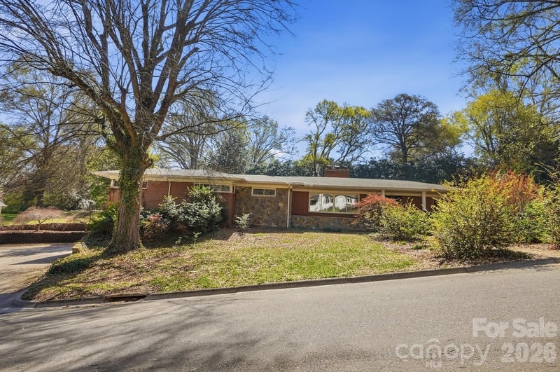 160 Glendale Ave, Concord, NC 28025