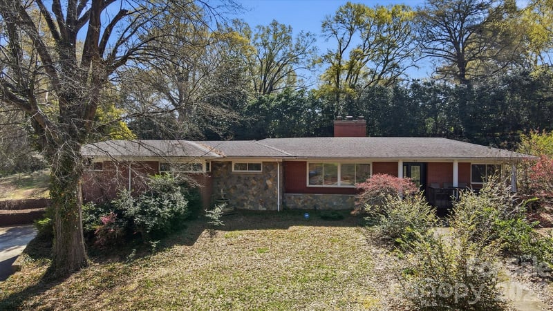 160 Glendale Ave, Concord, NC 28025