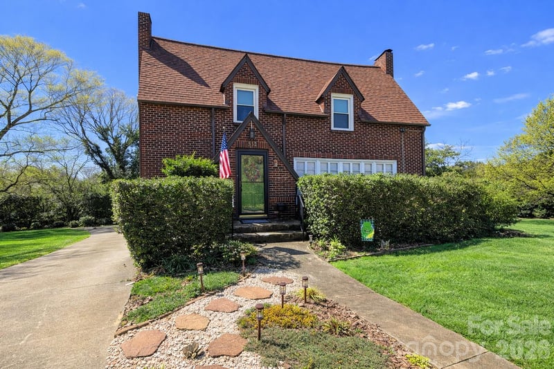 532 Margaret Dr, Statesville, NC 28677