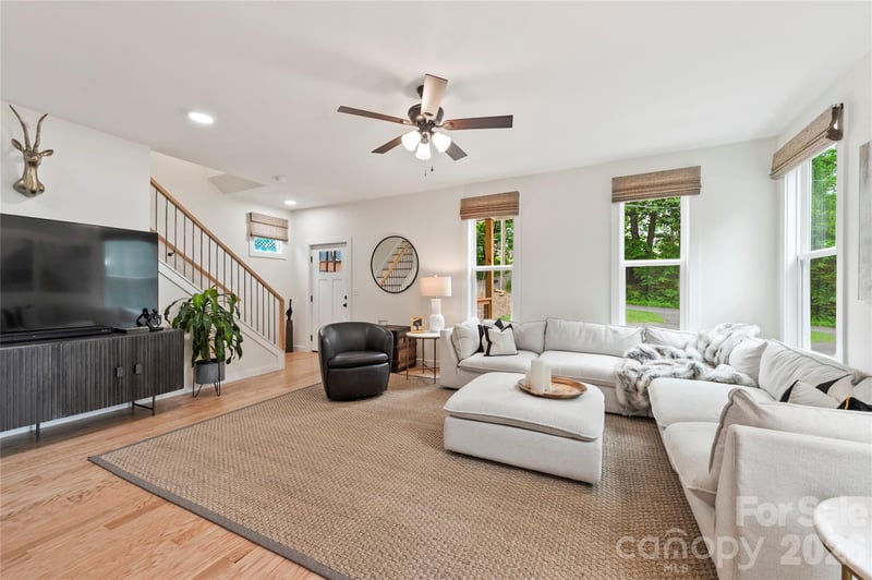 420 London Rd, Asheville, NC 28803