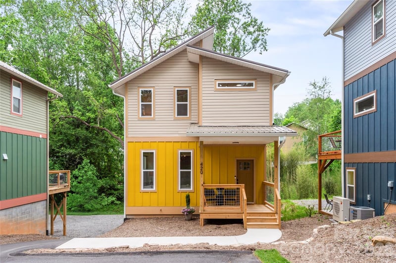 420 London Rd, Asheville, NC 28803