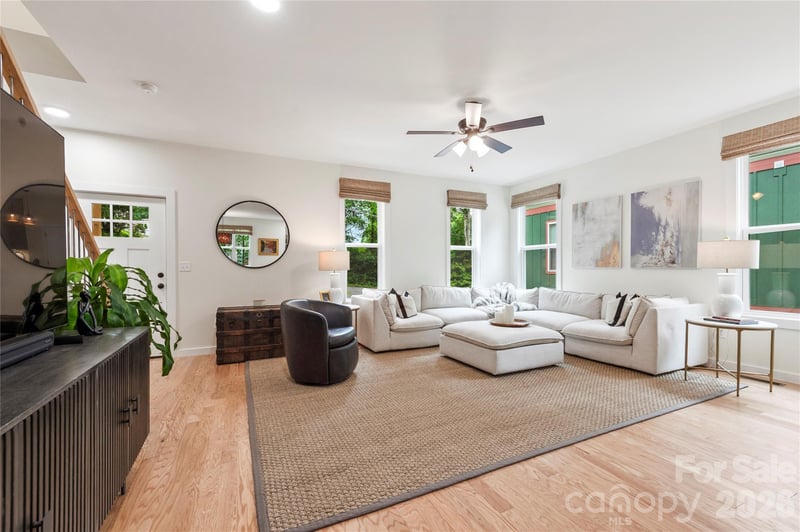 420 London Rd, Asheville, NC 28803