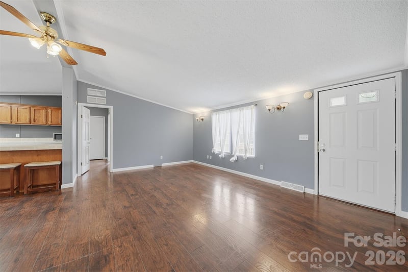 315 Mcdowell St, Morganton, NC 28655