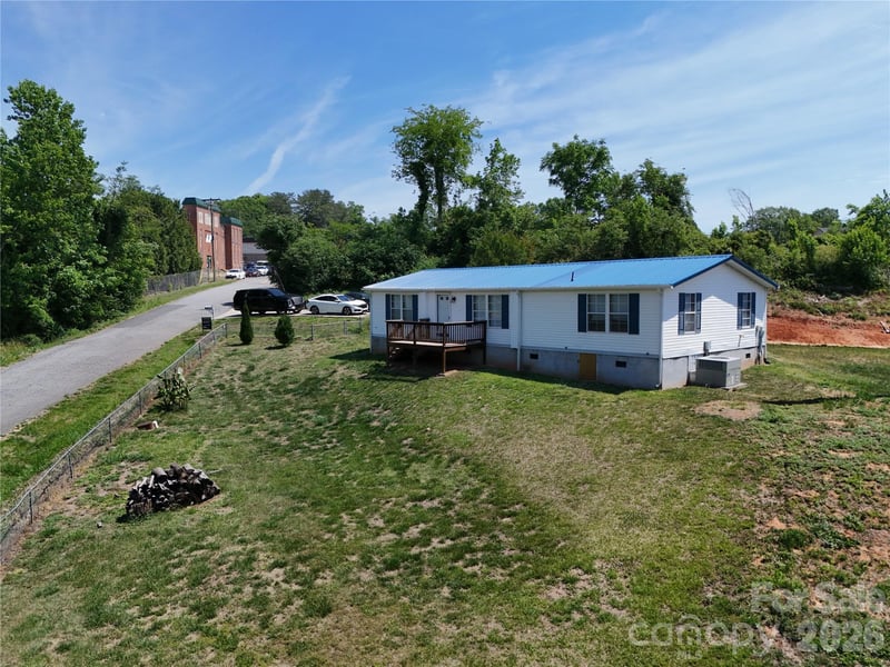315 Mcdowell St, Morganton, NC 28655