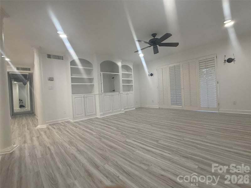 1323 Queens Rd, Charlotte, NC 28207