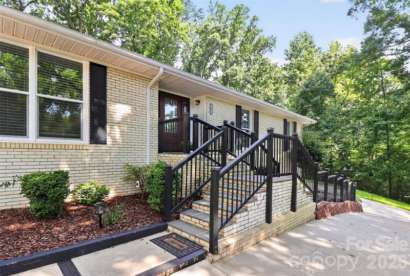 14921 August Ln, Charlotte, NC 28227